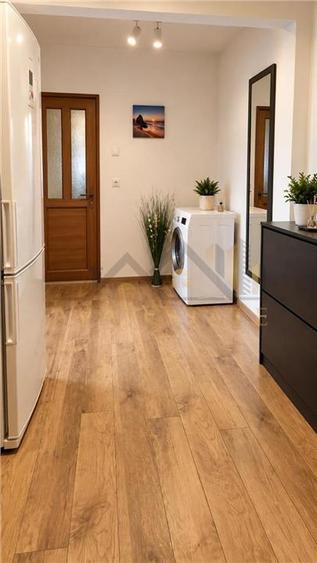 Apartament cu 2 camere decomandat, mobilat în Torontalului