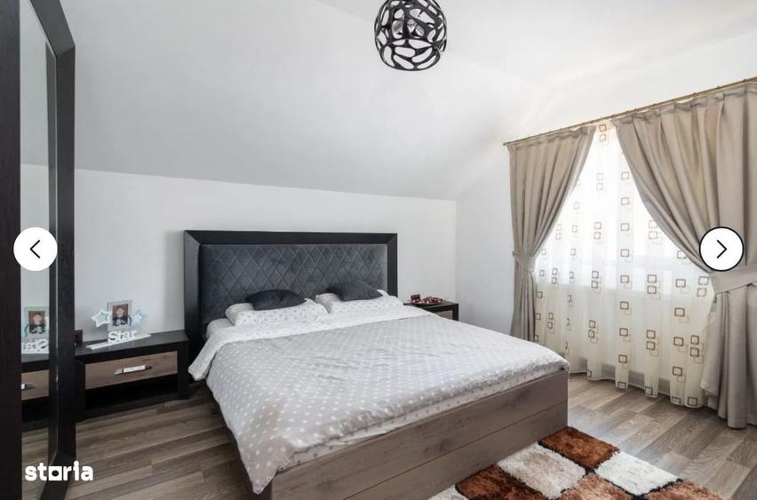 Casă cu 4 camere în Sânmartin