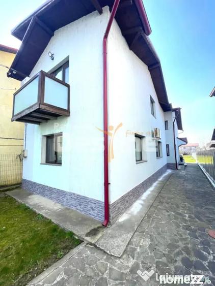 Casă cu 6 camere cu Teren 968 Mp în Păulești
