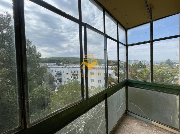 Apartament cu 3 camere decomandat, mobilat în Mănăștur