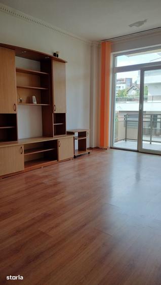 Apartament cu 2 camere decomandat în Gruia