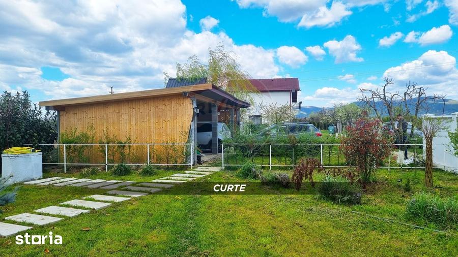 Casă cu 5 camere cu Teren 1000 Mp în Recea
