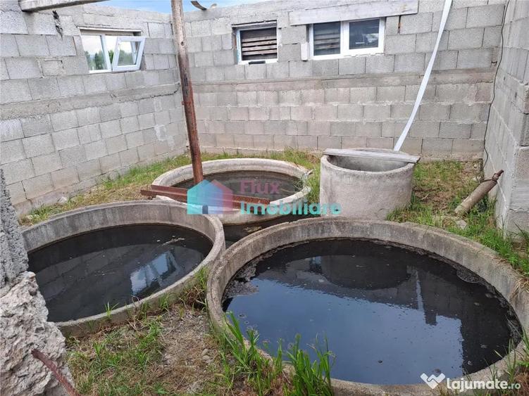 Casă cu 6 camere cu Teren 10000 Mp în Fântâna Mare