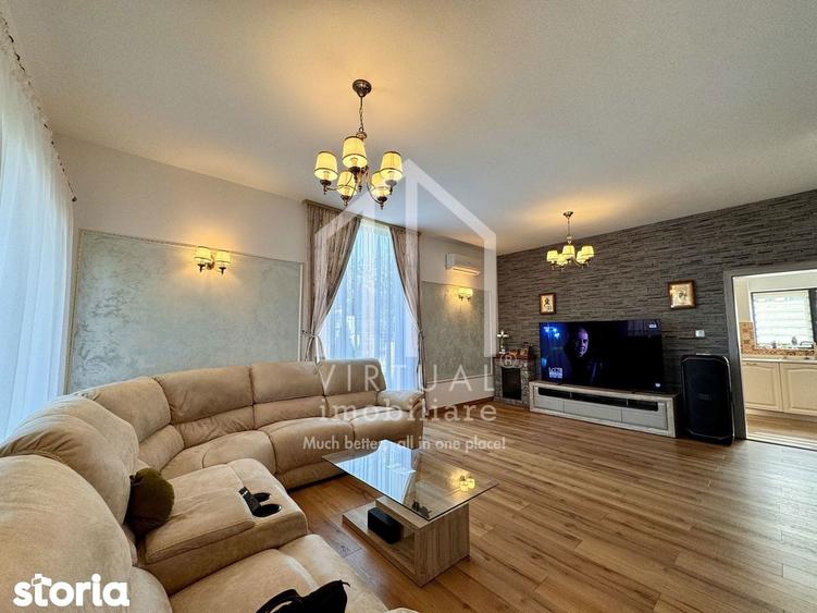 Casă cu 5 camere cu Teren 648 Mp în Roșia