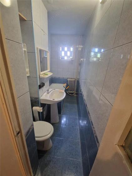 Apartament cu 2 camere semidecomandat în Dacia