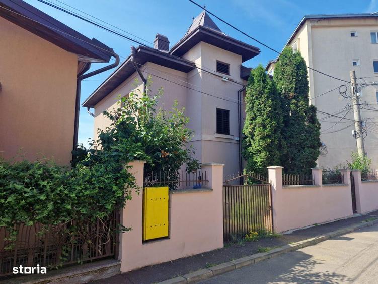 VILA DE VANZARE ZONA CENTRALA , MARA?E?TI- SUCEAVA - 3