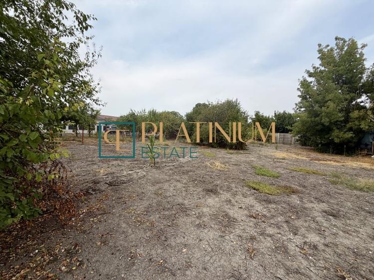 Teren Construcții intravilan de 1475 mp, în Utvin