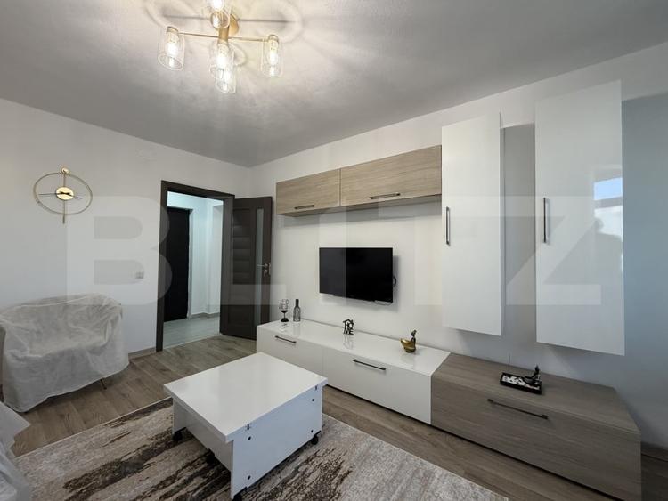 Apartament cu 2 camere decomandat, mobilat în Ultracentral