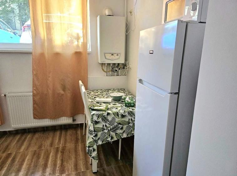 Garsonieră decomandată în Olteniței