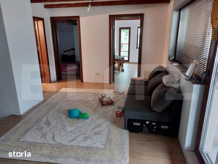 Casă cu 8 camere cu Teren 900 Mp în Săcele