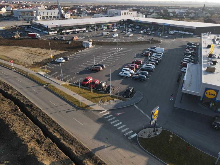 Spațiu comercial, de 207 mp, în Vladimirescu