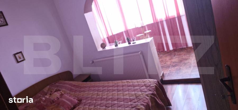 Apartament cu 3 camere în Micro 11