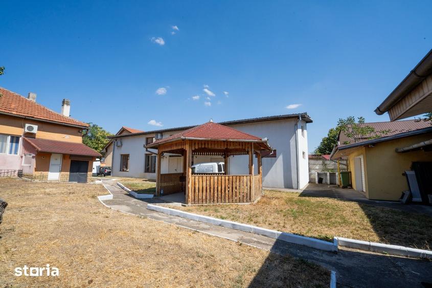 Casă cu 6 camere cu Teren 800 Mp în Calea Clujului