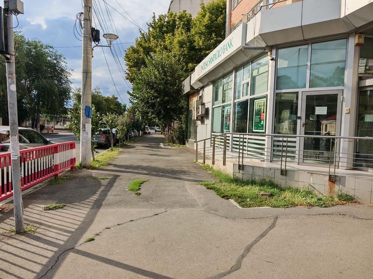 Spațiu comercial, de 80 mp, în Călărași