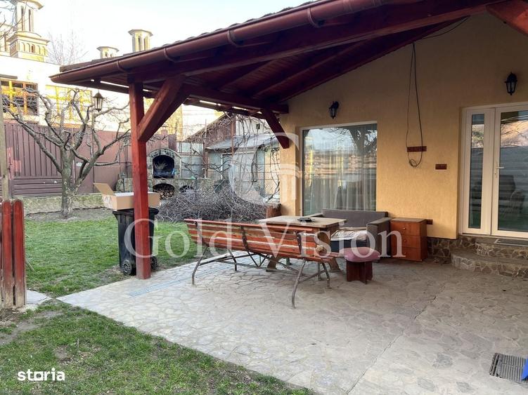 Casă cu 4 camere în Central