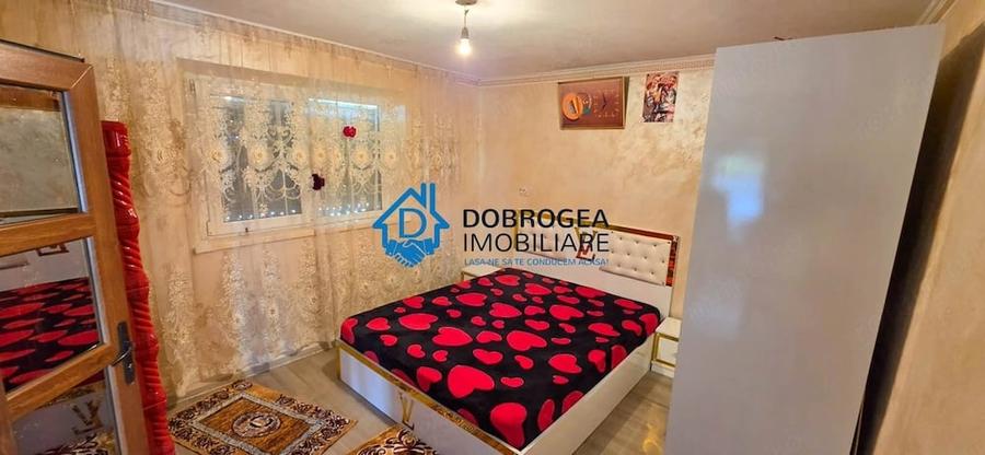 Casă cu 4 camere cu Teren 228 Mp în Păcii