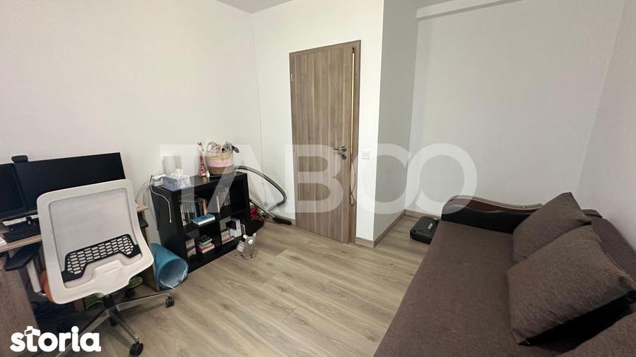 Apartament cu 3 camere decomandat în Șelimbăr — fotografia 1