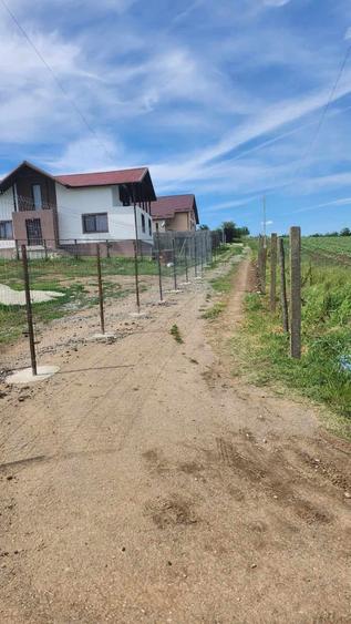 Teren de 820 mp, în Crucea de Piatră