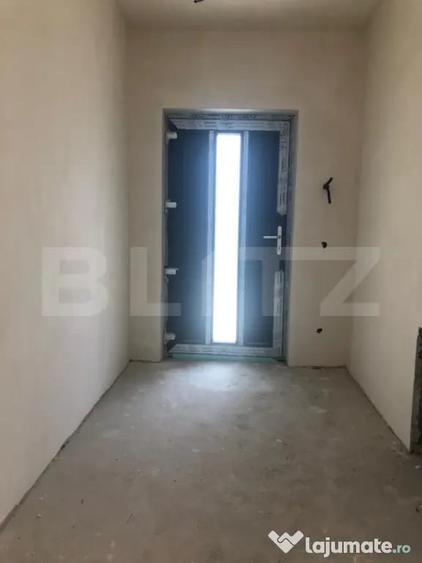 Casă cu 3 camere cu Teren 610 Mp în Cristian