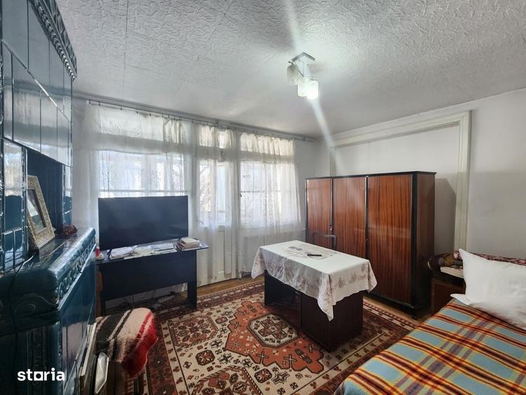 Casă cu 4 camere în Central
