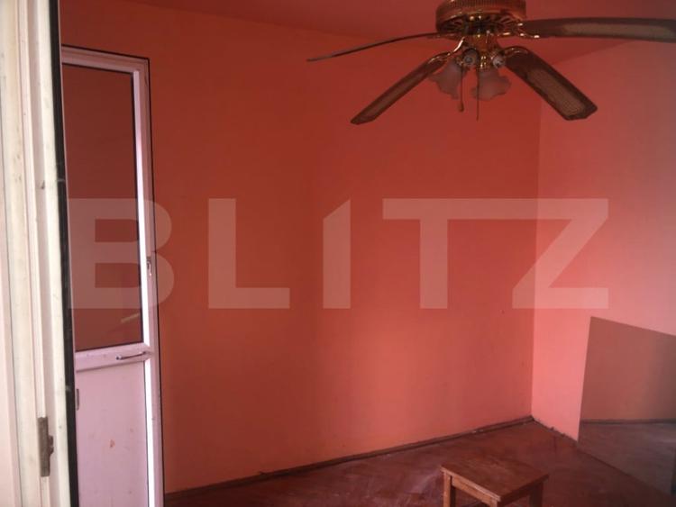 Apartament cu 2 camere nedecomandat în 14 Mai