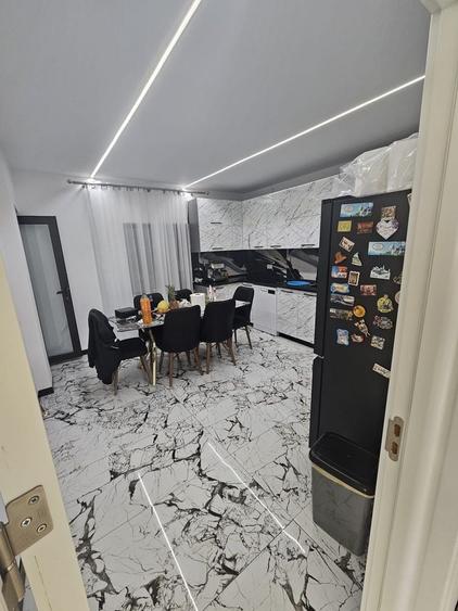 Casă cu 3 camere în Ulmi