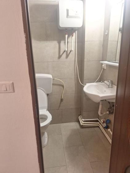 Garsonieră decomandată în Central