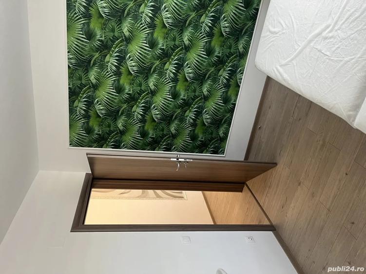Apartament cu 3 camere decomandat în Republicii