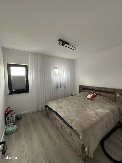 Casă cu 5 camere cu Teren 200 Mp în Brestei