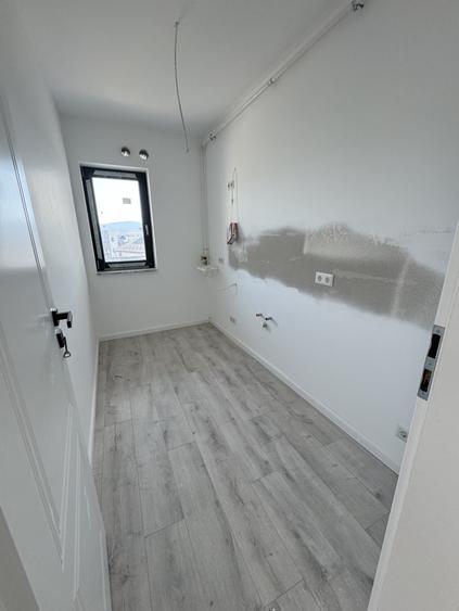 Apartament cu 2 camere semidecomandat în Centura