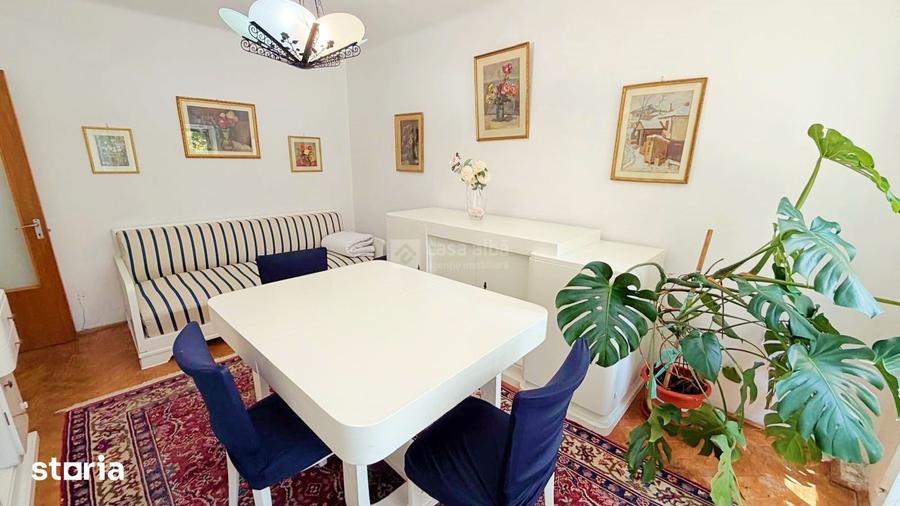 Apartament cu 2 camere decomandat în Hala Centrală