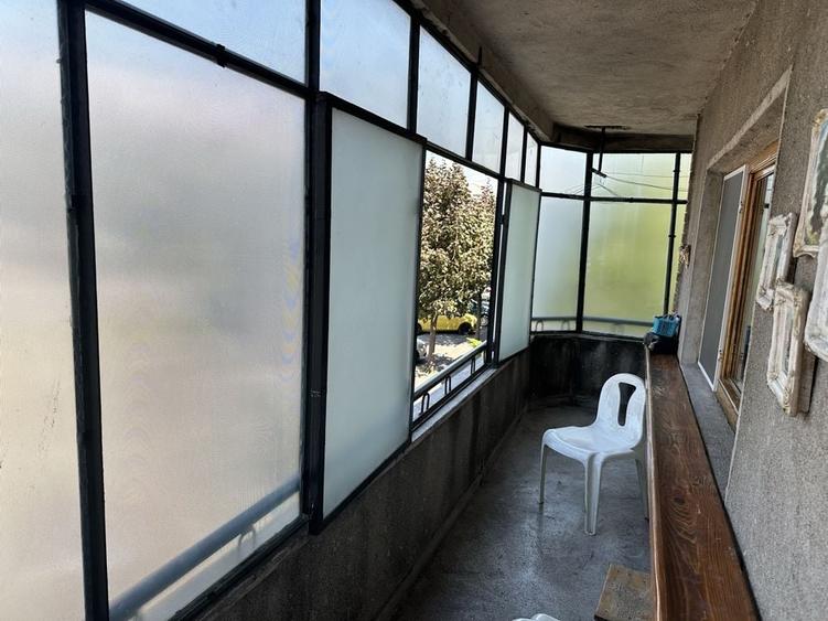 Apartament cu 3 camere în Gura Văii
