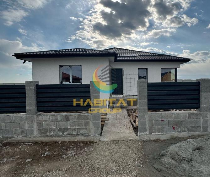 Casă individuală cu 3 camere cu Canalizare în Vidra