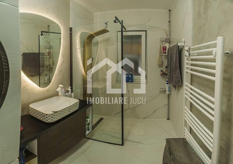 Apartament cu 2 camere semidecomandat în Jucu