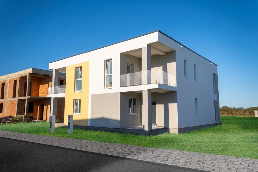Duplex cu 5 camere cu Canalizare în Remetea Mare