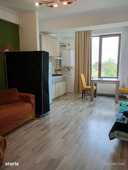 Apartament cu 3 camere în Inel II
