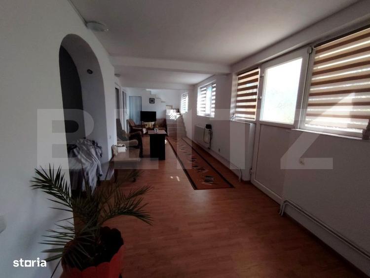 Casă cu 4 camere în Central