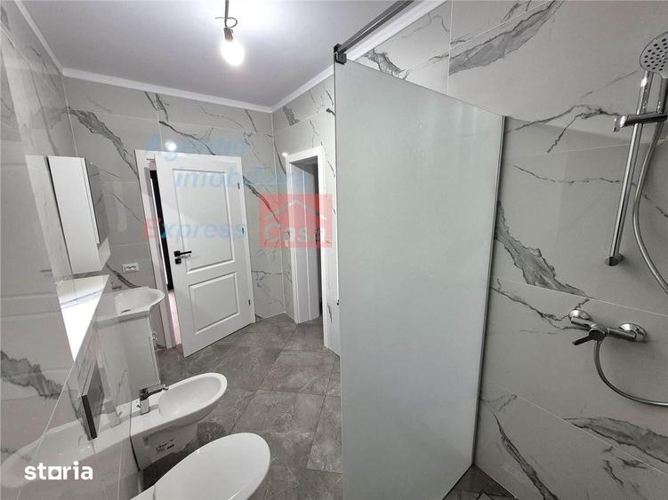 Apartament cu 3 camere în Tătărași