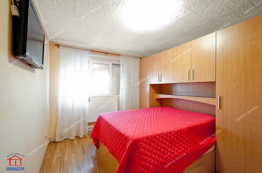Apartament cu 4 camere decomandat, mobilat în Micro 39