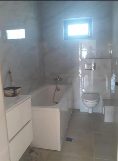 Casă cu 3 camere în Ciorogârla