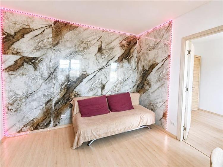 Apartament cu 2 camere nedecomandat, mobilat în Central
