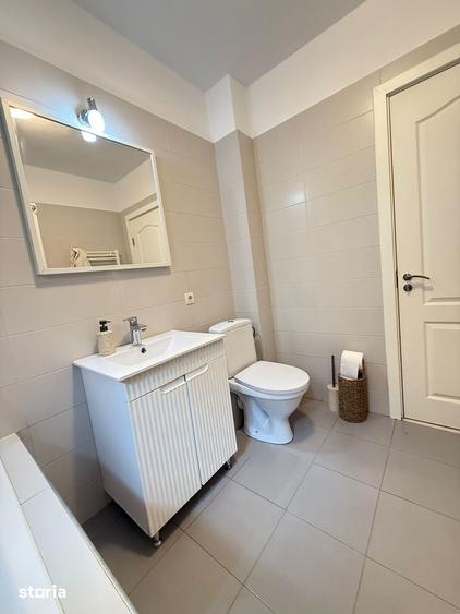 Apartament cu 2 camere, mobilat în Central