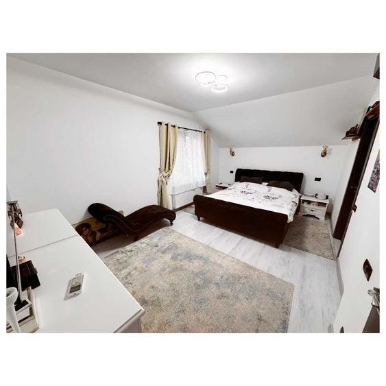 Casă cu 4 camere cu Teren 517 Mp în Noua