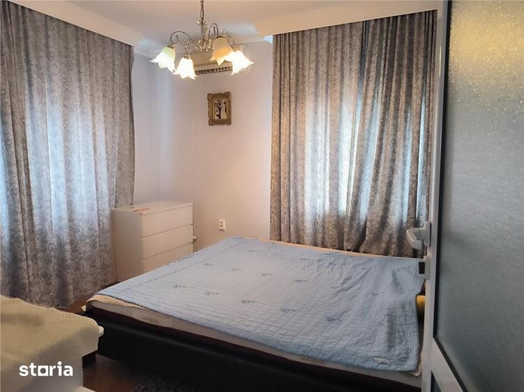 Casă cu 4 camere cu Canalizare în Central