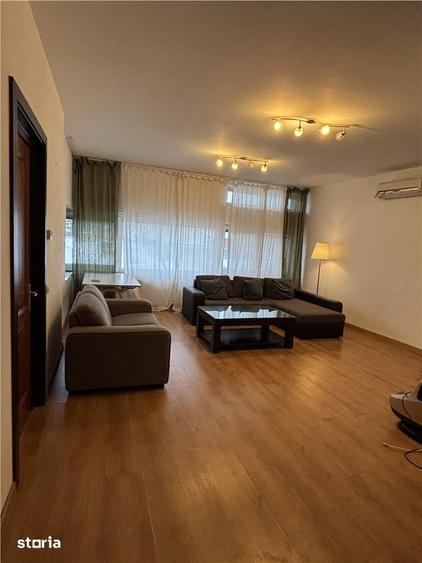 Apartament cu 3 camere, mobilat în Unirii