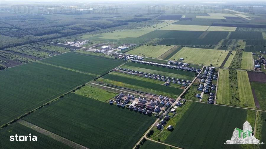 Teren de 25000 mp, în Săbăreni