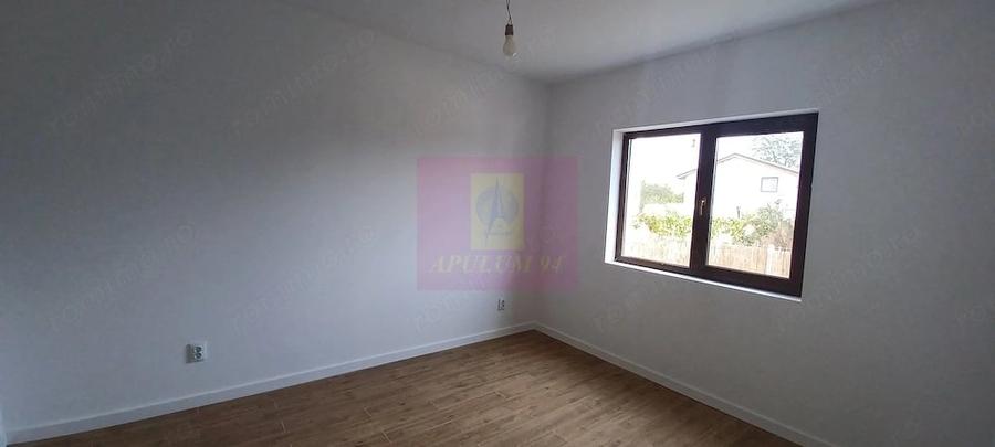 Casă cu 3 camere cu Teren 450 Mp în Săbăreni