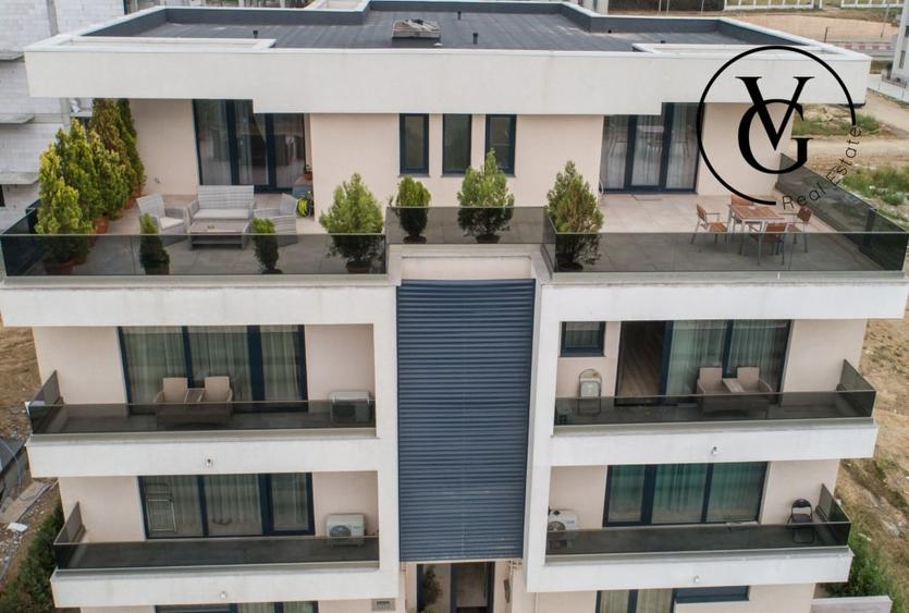 Apartament cu 3 camere decomandat, mobilat în Mamaia-Sat