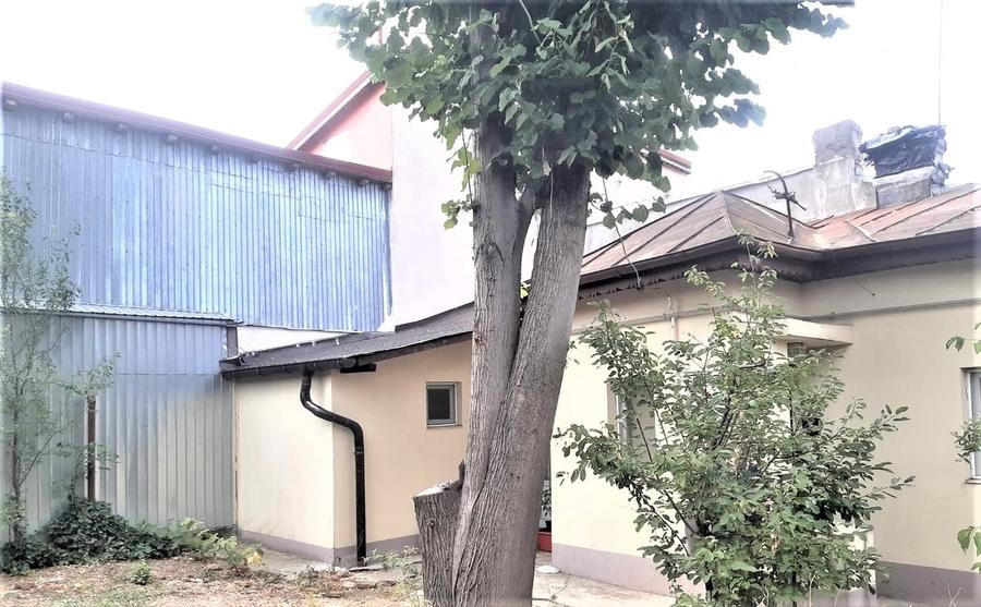 Casă cu 3 camere cu Teren 154 Mp în Ferentari