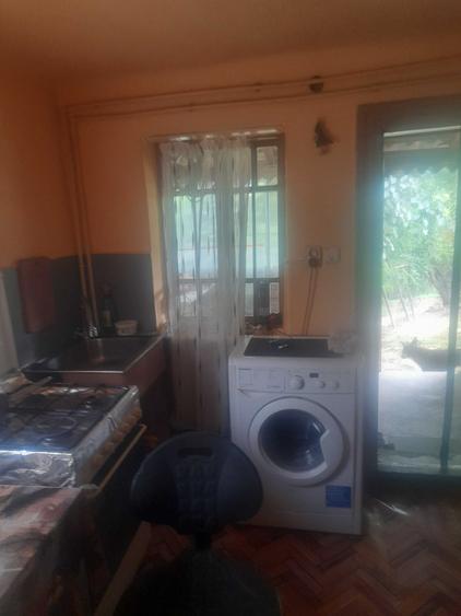 Casă cu 3 camere în Micești